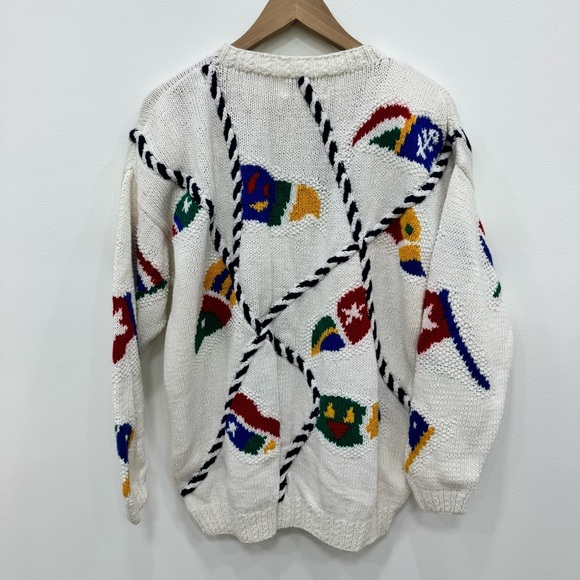 Vintage Izod Nautical Regatta crewneck sweater ropes & flags Sz Medium - Picture 9 of 10